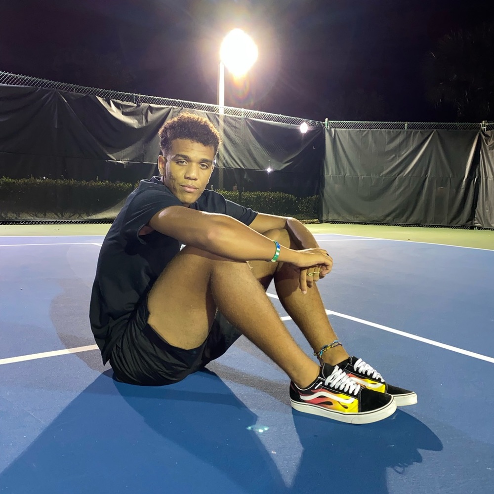 Meet your Posher, Kai